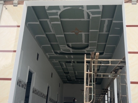 Thi công trần thạch cao - Nhà chú khoa tiến hưng