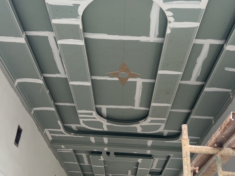 Thi công trần thạch cao - Nhà chú khoa tiến hưng