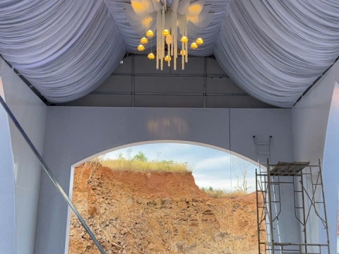 Nhà hàng tiệc cưới bom bo,minh hưng ốp nhựa nano, Bình Phước