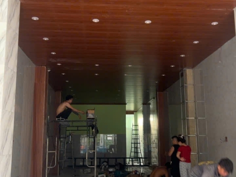Thi công tại Bù Nho trần nhựa nano,cột lam sóng
