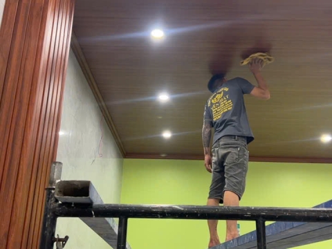 Thi công tại Bù Nho trần nhựa nano,cột lam sóng