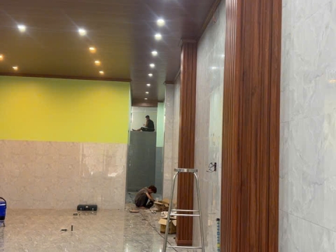 Thi công tại Bù Nho trần nhựa nano,cột lam sóng