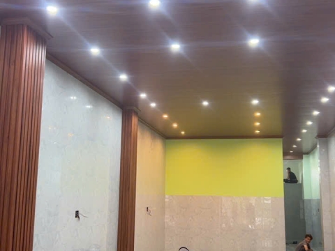Thi công tại Bù Nho trần nhựa nano,cột lam sóng