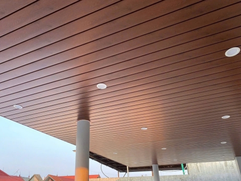 Tấm Ốp Lam Sóng Ngoài Trời Bình Phước– Xu Hướng Trang Trí Ngoại Thất Hiện Đại