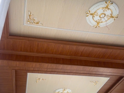 Trần Nhựa Bù Đăng – Xu Hướng Nội Thất Hiện Đại Tại Bình Phước