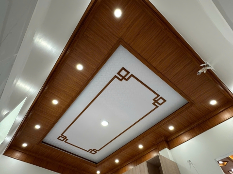 Thi Công Trần Nhựa Giả Gỗ Đồng Nai – Dự Án Thực Tế Tại Thạch Cao Tiến Phát